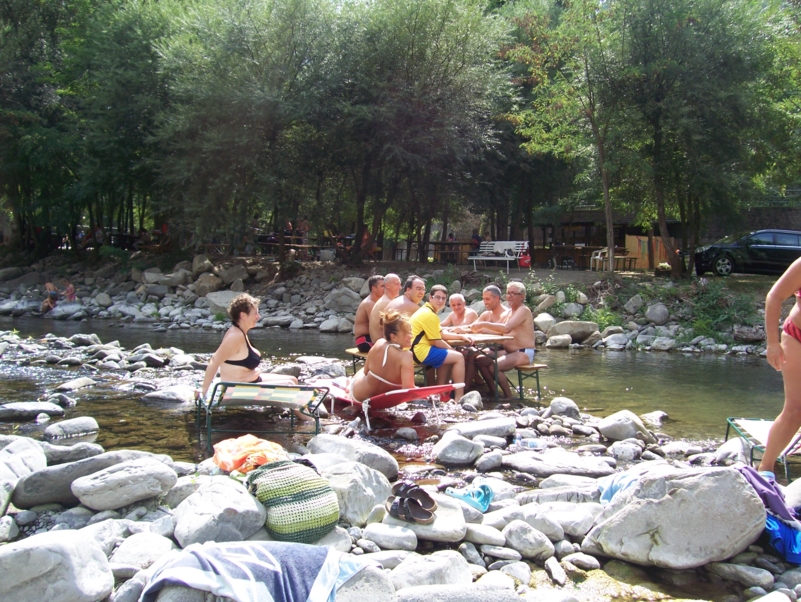  Image name: Parco144.jpg 
 width: 801 pixel 
 height: 602 pixel 
 Size: 507554 bytes 
 Click to enlarge 